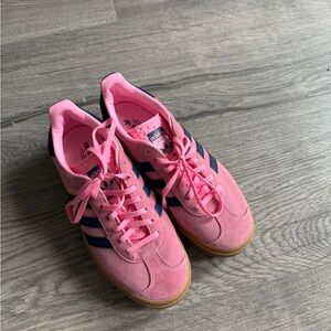 adidas Originals Gazelle Bold "Pink Glow/Victory Blue/Gum size 7.5